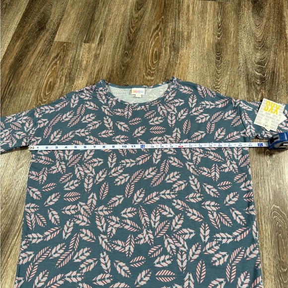 NWT Lularoe Irma Gray with pink feathers, Sz: XXS - Picture 4 of 4